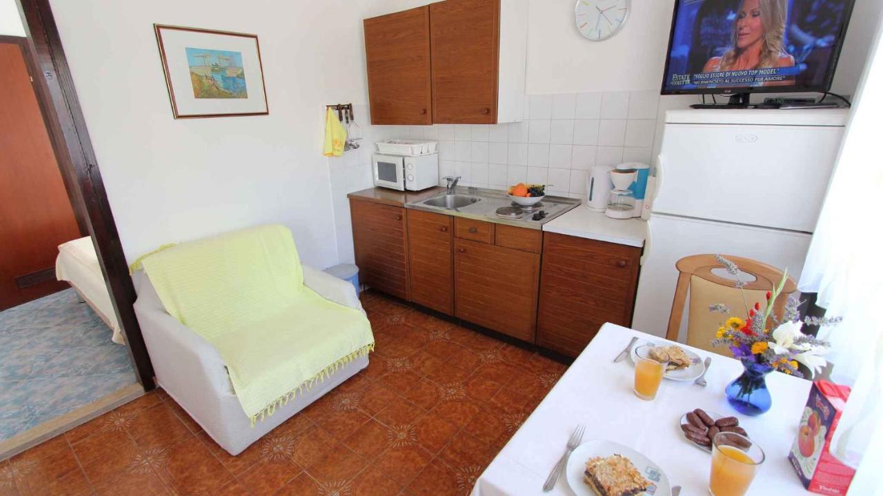 Studio In Vantacici/Insel Krk 14419 Екстериор снимка