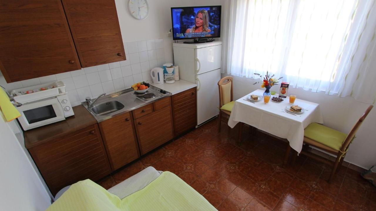 Studio In Vantacici/Insel Krk 14419 Екстериор снимка